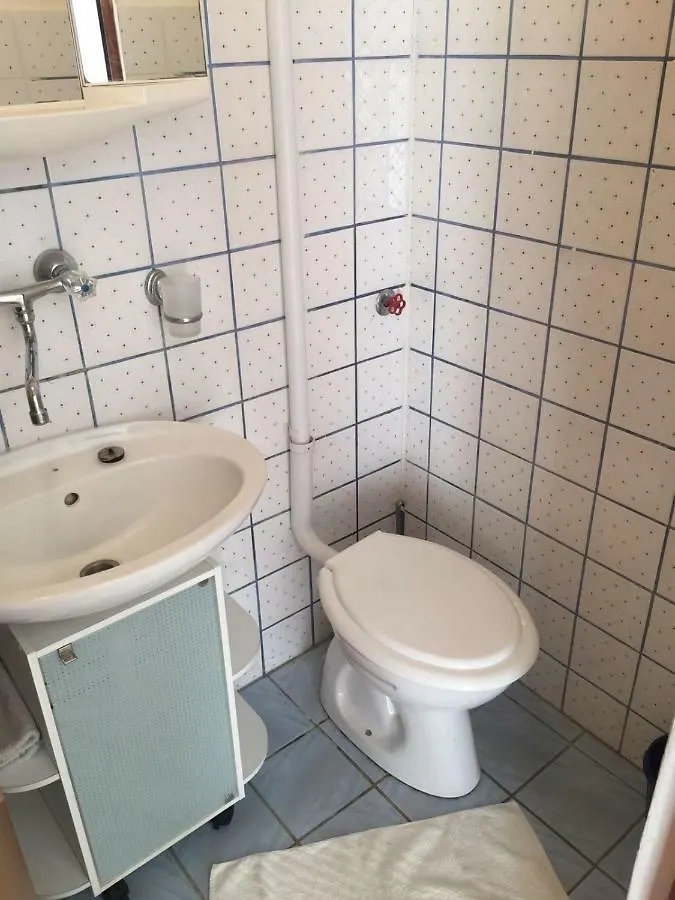 公寓 Villa Kartelo 特罗吉尔