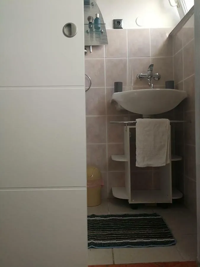 公寓 Villa Kartelo 特罗吉尔 克罗地亚